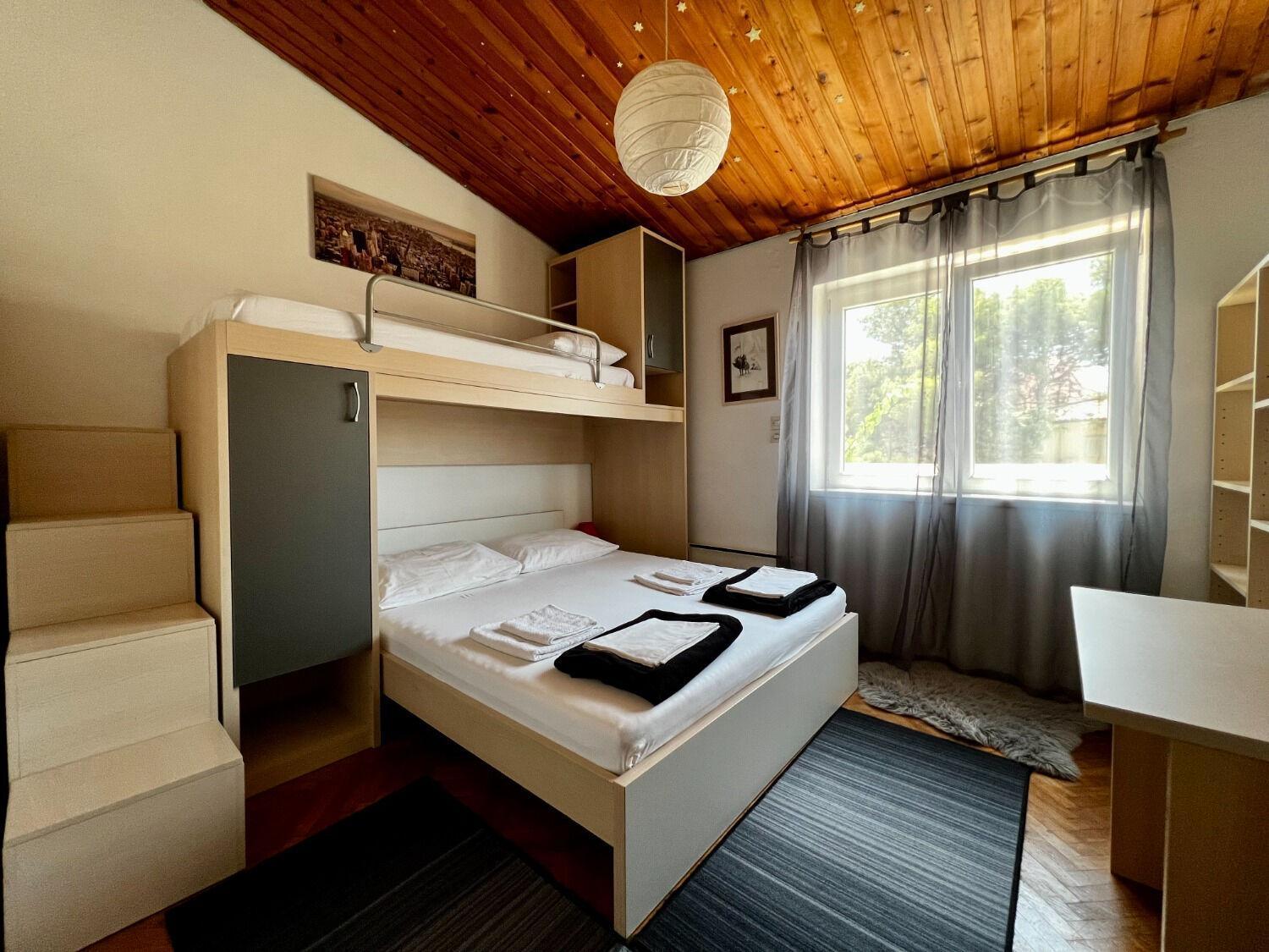 Apartment Denis - Great Location & Large Terrace Makarska Dış mekan fotoğraf
