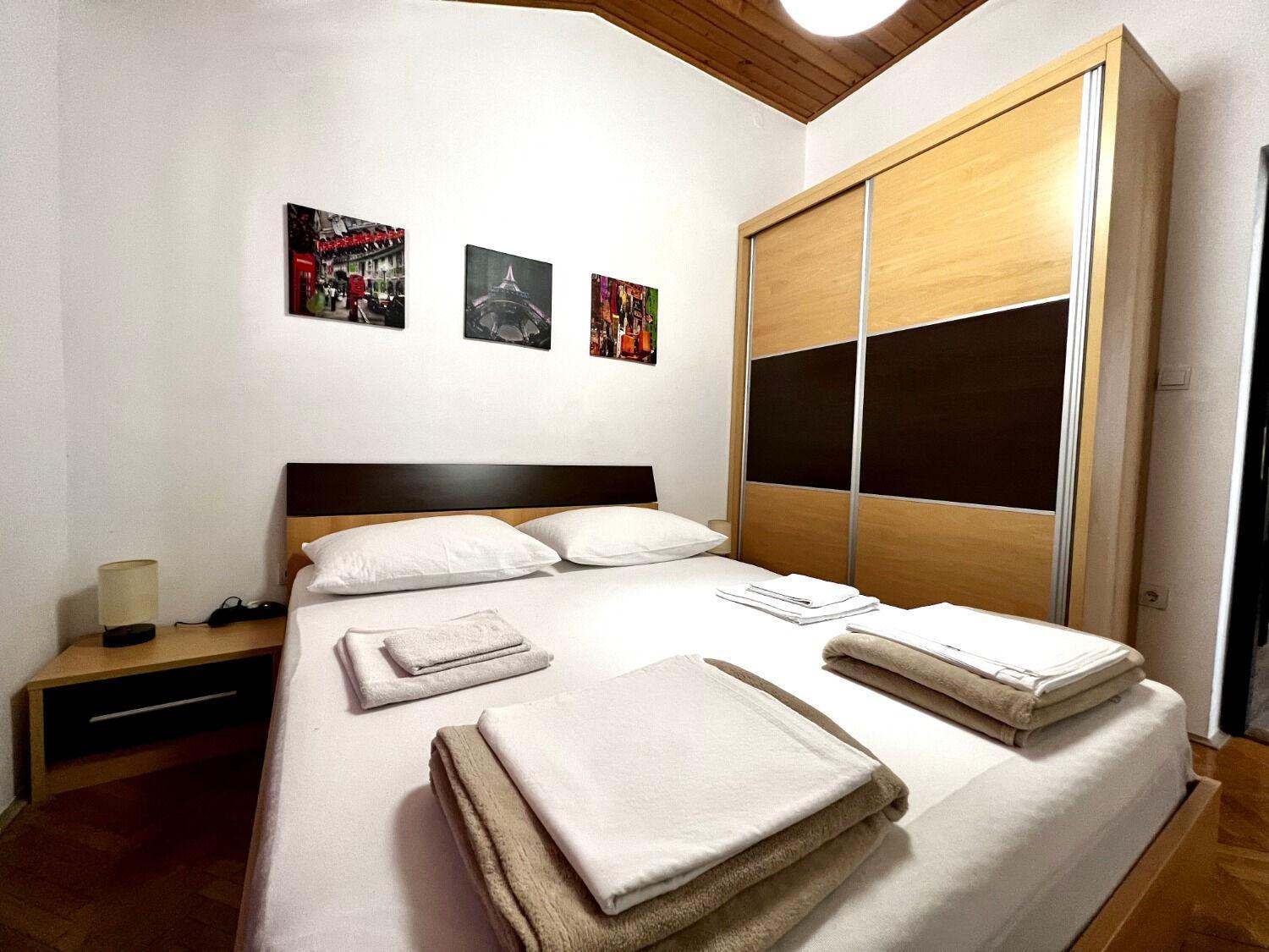Apartment Denis - Great Location & Large Terrace Makarska Dış mekan fotoğraf
